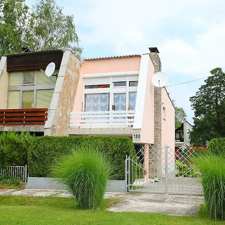 Holiday home Holiday Balaton H421